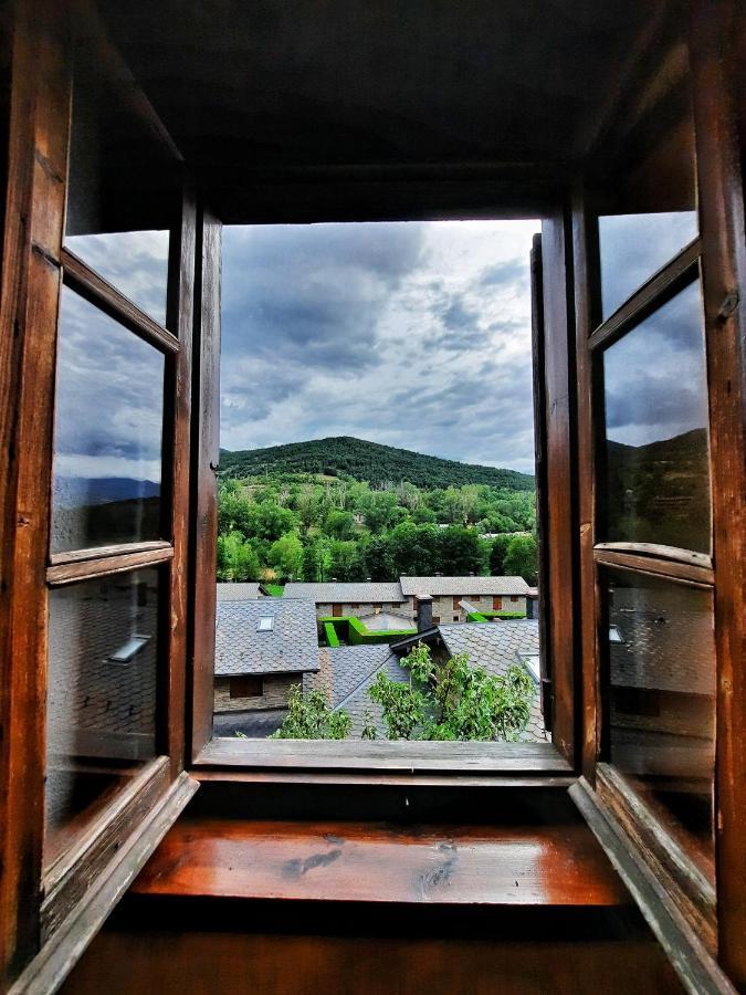 Villa L' Antiga Cadarnera à Bor Extérieur photo